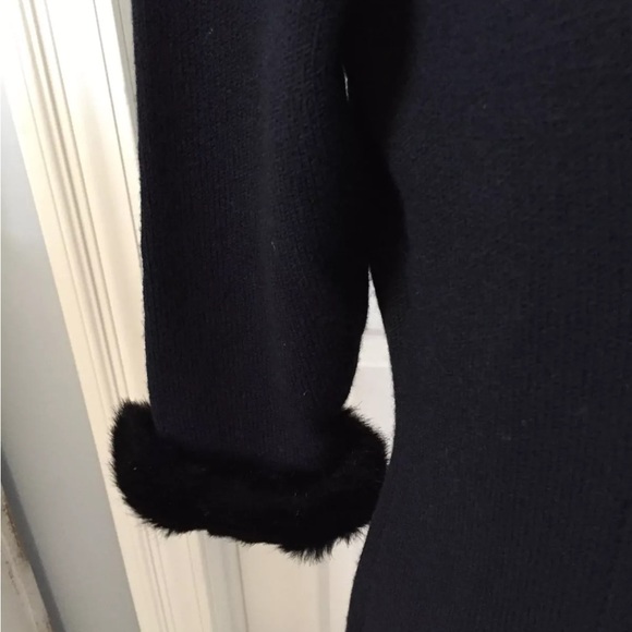 Vintage Dana Buchman Faux Fur Sweater Size S. - Picture 4 of 11